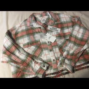 💕Urban Outfitters Cropped Button Down Shirt💕